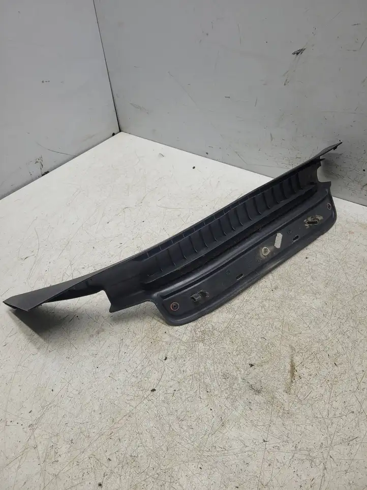 Toyota Avensis T250 (2003 - 2006) 6791805040 Внутренняя отделка заднего порога — фото 2