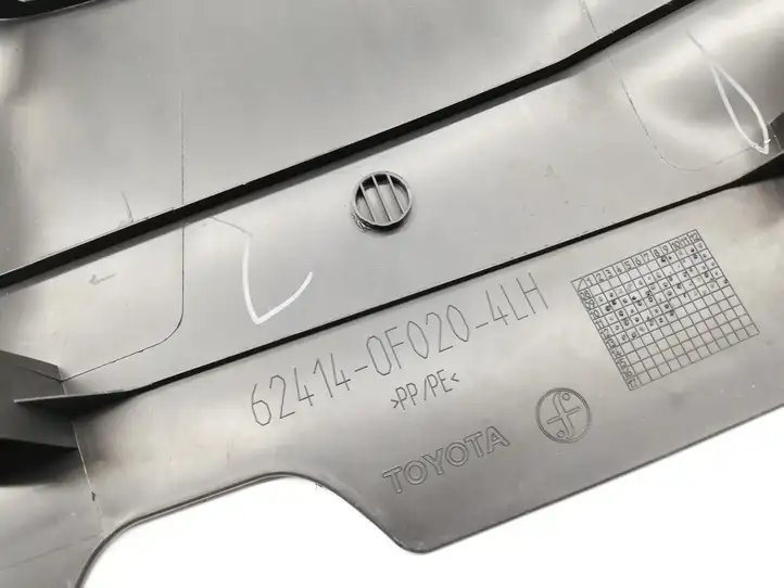 Toyota Verso (2012 - 2015) 624140F020 Верхняя обшивка стойки B — фото 3
