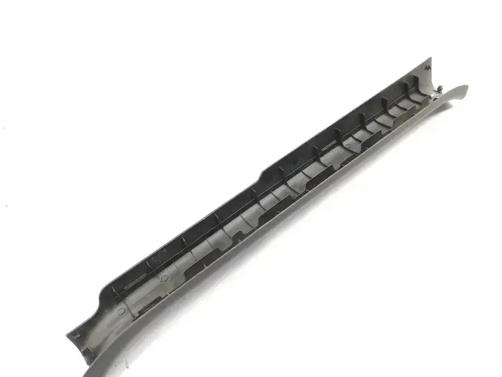 Toyota Yaris (2009 - 2012) 679140D100 Верхняя обшивка стойки B — фото 2