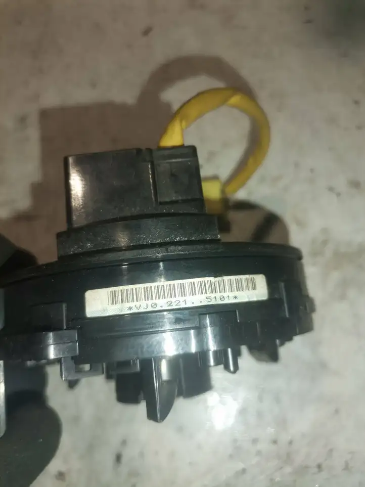 Volvo V70 (2007 - 2013) Vj02215101 Контактное кольцо SRS — фото 3