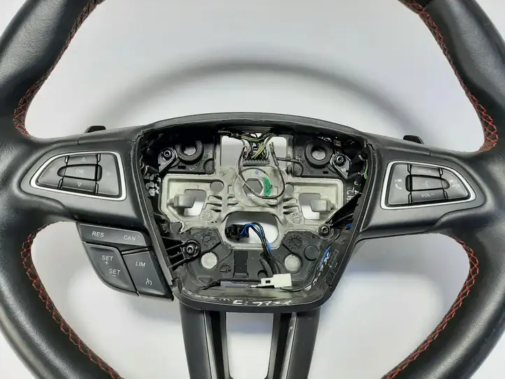 Ford Kuga II (2013 - 2019) Руль — фото 3