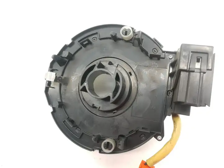 Toyota Avensis Verso (2004 - 2009) Контактное кольцо SRS — фото 5
