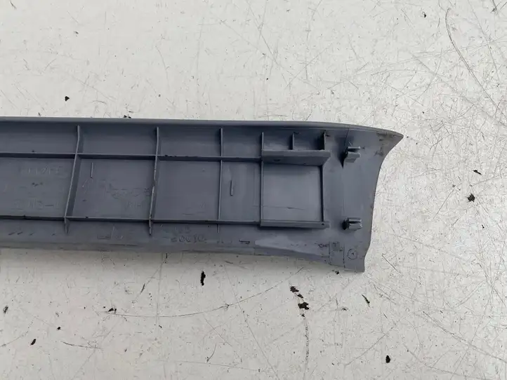 Toyota Previa (XR30, XR40) II (2000 - 2006) 6791328030 Внутренняя отделка переднего порога — фото 14