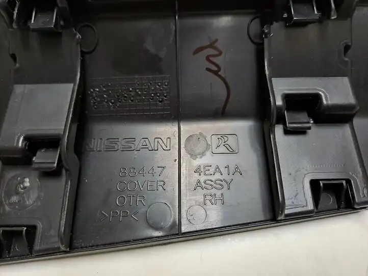 Nissan Qashqai (2013 - 2017) 769154EA0A Нижняя обшивка стойки B — фото 13