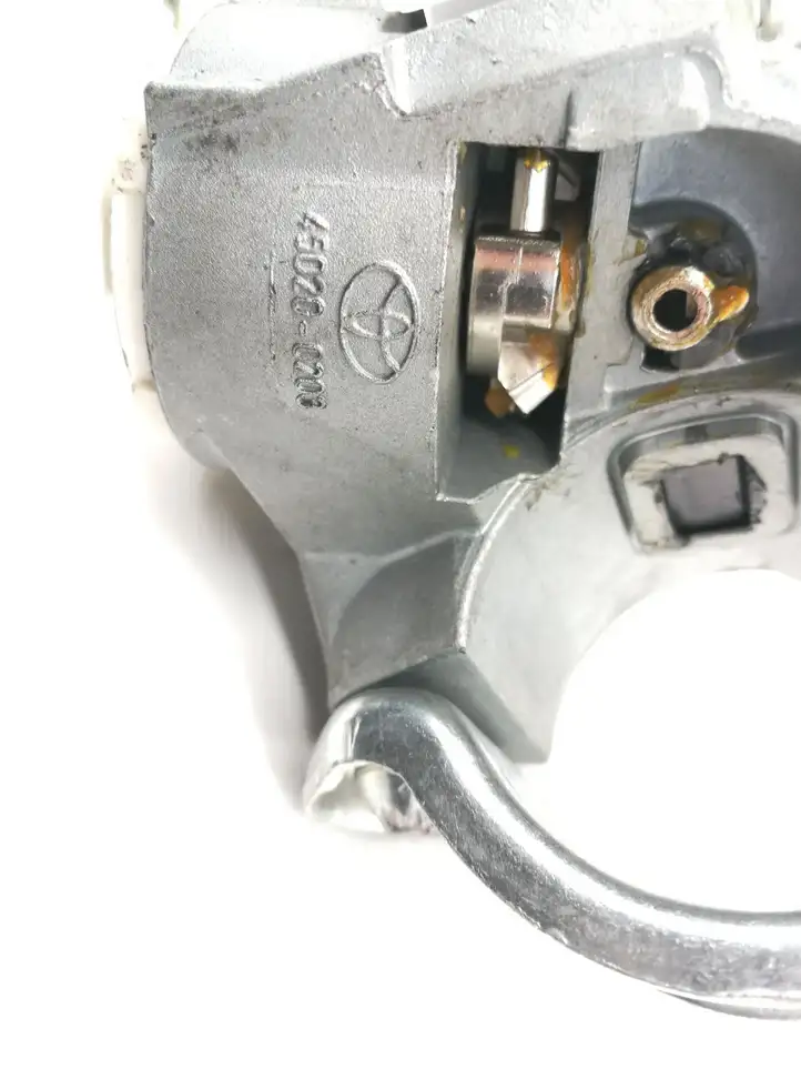 Toyota Verso (2009 - 2012)  450200203 Замок зажигания