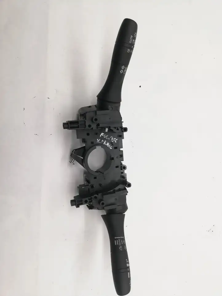 Nissan X-Trail T32 (2014 - 2021)  17713SD1 Комплект ручек