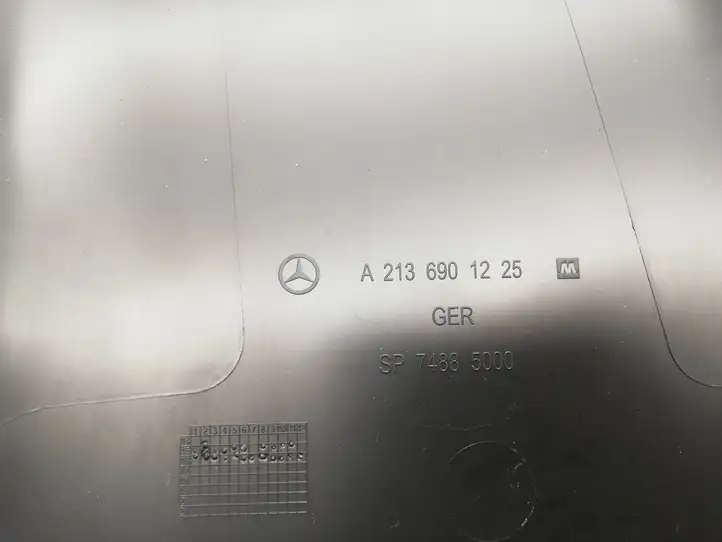 Mercedes-Benz E W213 (2016 - ) A2136901225 Верхняя обшивка стойки B — фото 3