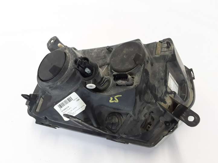 Dacia Duster (2010 - 2017)  260101891R Передняя фара