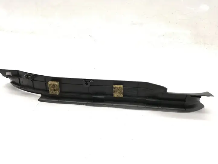 Toyota Corolla Verso E121 (2004 - 2007) 679180F010 Внутренняя отделка переднего порога — фото 2