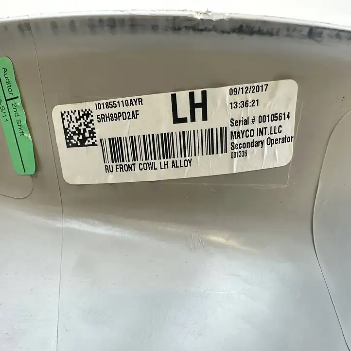 Chrysler Pacifica (2016 - ) 5RH89PD2AF Внутренняя отделка переднего порога — фото 8