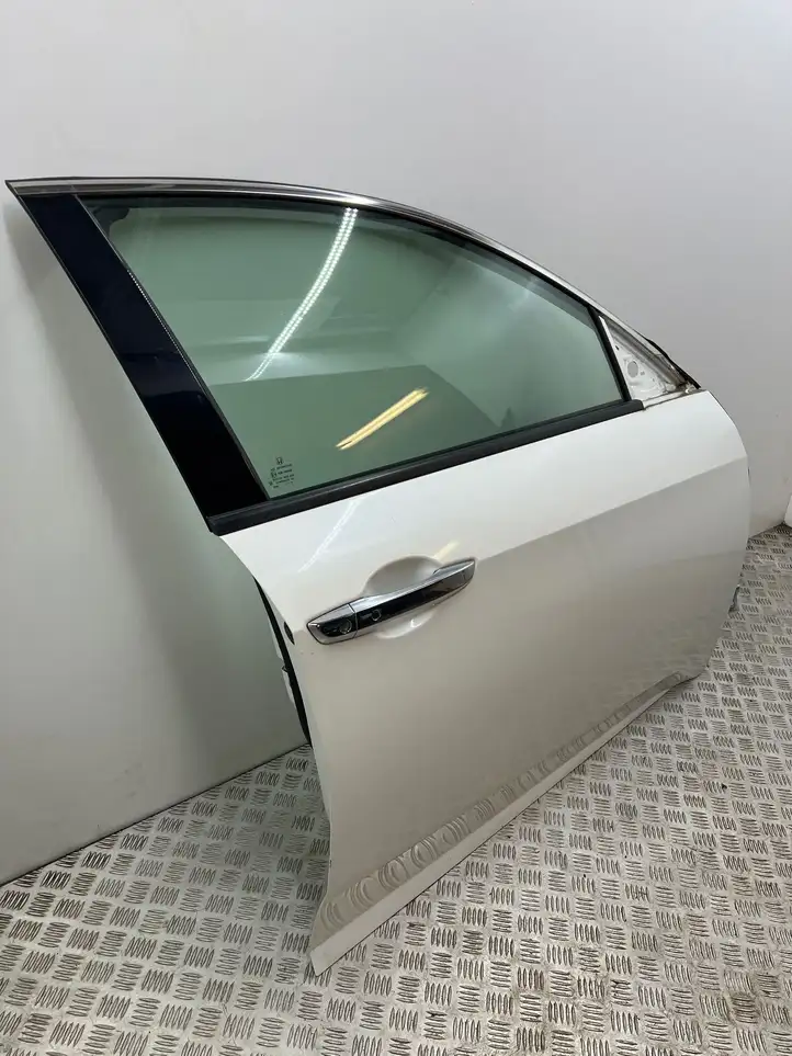 Honda Civic X (2016 - 2021) Дверь — фото 2