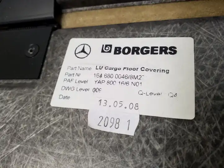 Mercedes-Benz GL X164 (2006 - 2012) A1646800046 Коврик багажника — фото 2