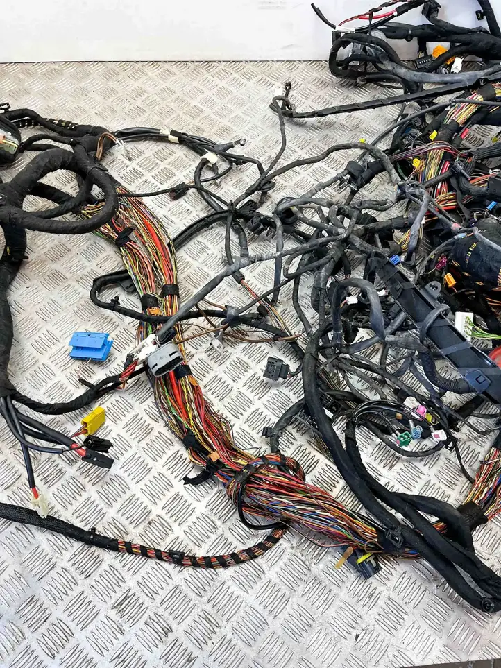 Mercedes-Benz SL R231 (2012 - 2019) A2316900241 Прочая электропроводка — фото 6