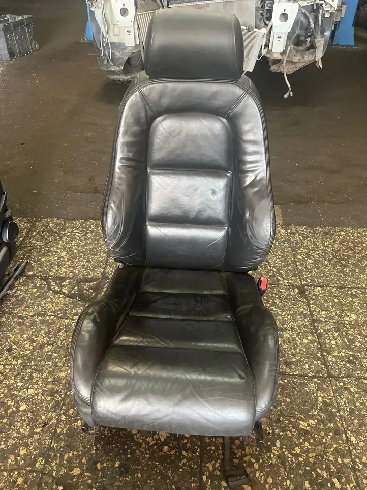 Audi TT (2003 - 2006)   Комплект сидений