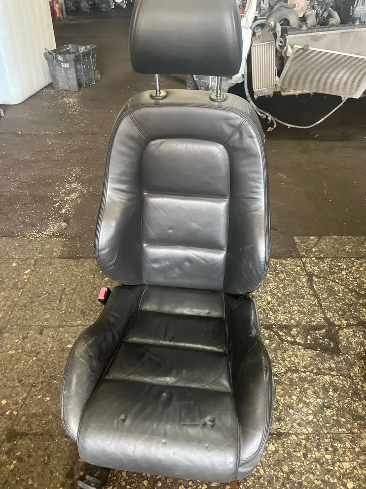 Audi TT (2003 - 2006)   Комплект сидений