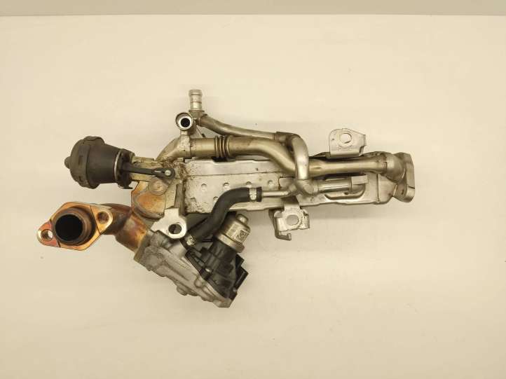 BMW 1 F20 F21 (2011 - 2019)  8477660 Охладитель EGR