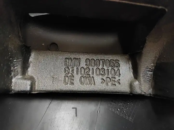 Mini Cooper Countryman R60 (2010 - 2016) 9807055 Накладка ремня безопасности — фото 4
