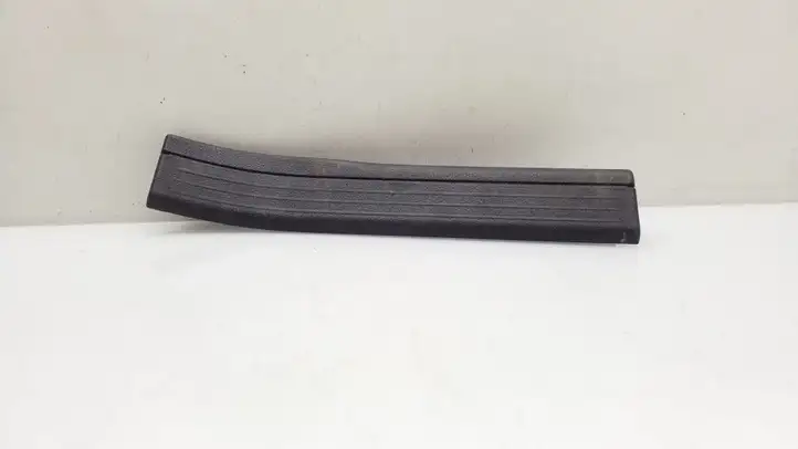 Mercedes-Benz C W204 (2007 - 2014) A2046860236 Внутренняя отделка заднего порога — фото 1