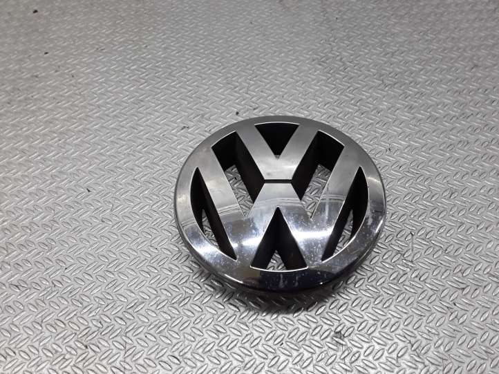 5M0853601 Volkswagen Touareg I Gamintojo ženkliukas