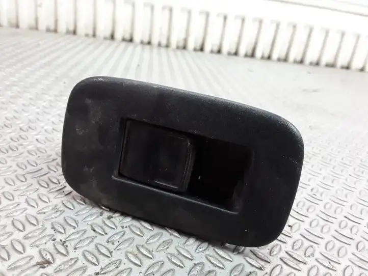 Toyota Auris 150 (2006 - 2012) Блок кнопок стеклоподъемников — фото 1
