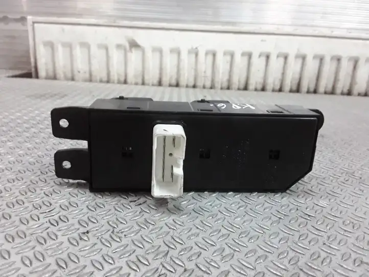 Hyundai Santa Fe (2000 - 2005) 9357026000 Блок кнопок стеклоподъемников — фото 2