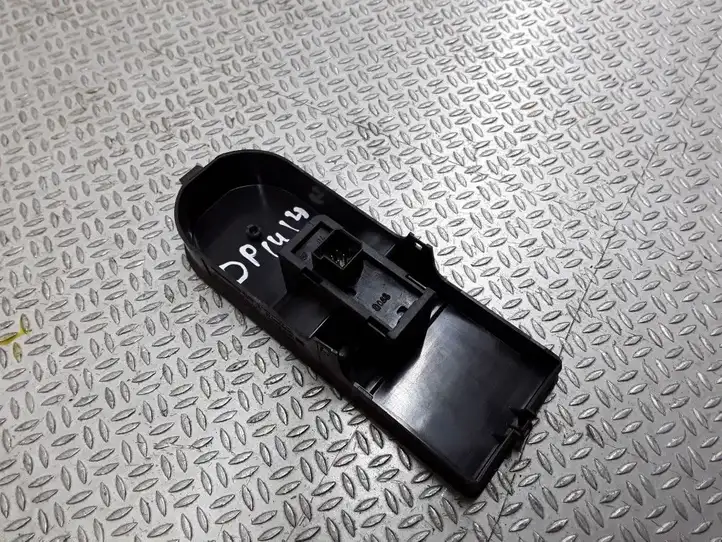 Opel Astra H (2004 - 2009) 13197132 Блок кнопок стеклоподъемников — фото 2