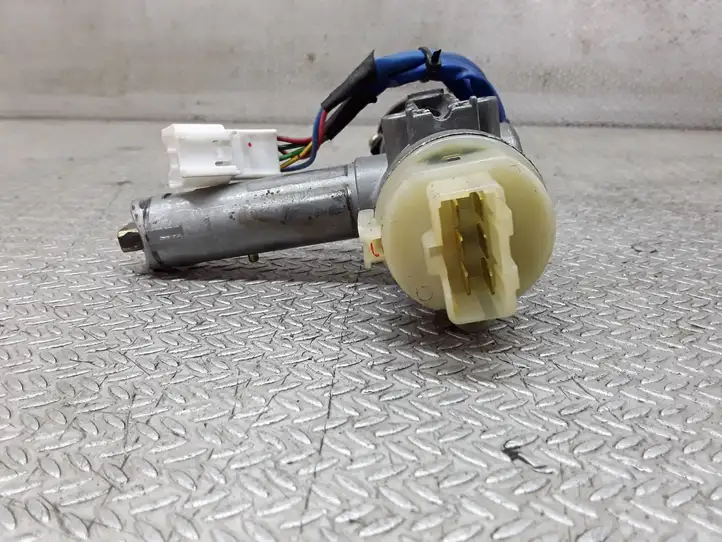Kia Sorento (2002 - 2006) Замок зажигания — фото 3