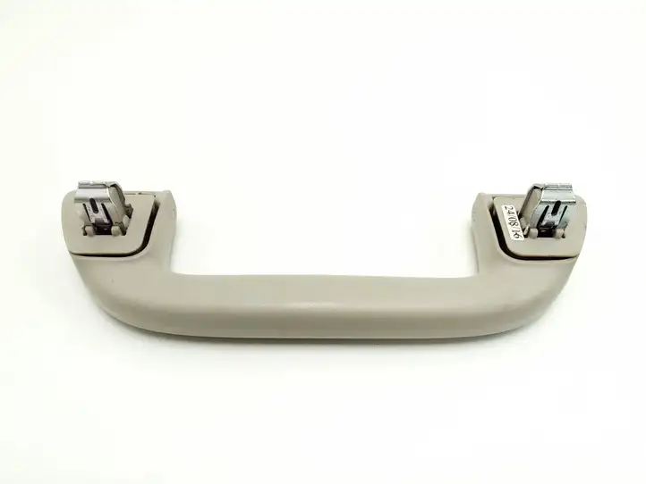 Honda HR-V (2015 - 2020) Потолочная ручка передняя — фото 3