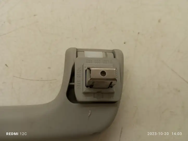 Audi Q3 (2011 - 2014)   Задняя ручка