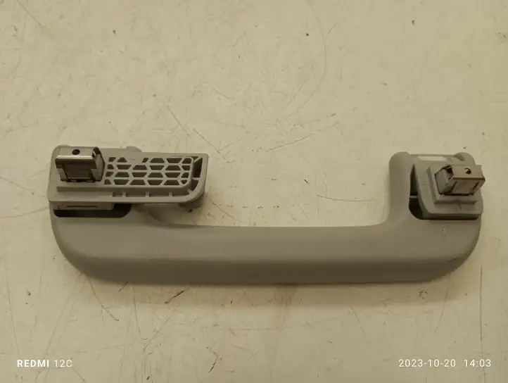 Audi Q3 (2011 - 2014)   Задняя ручка