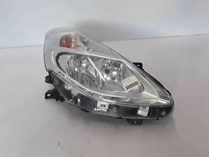 Renault Clio III (2005 - 2012)  8200892495 Передняя фара