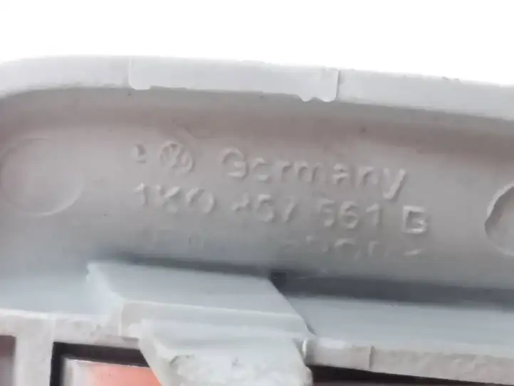 Volkswagen Golf VI (2009 - 2013) 1K0857561B Крепление солнцезащитного козырька — фото 2