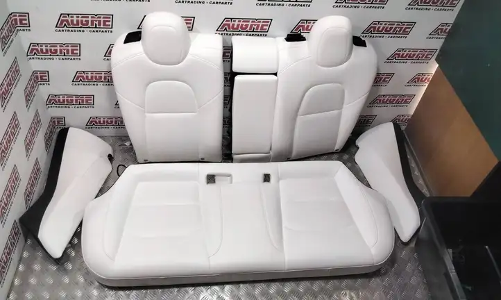 Tesla Model 3 (2017 - 2023) Комплект салона — фото 23