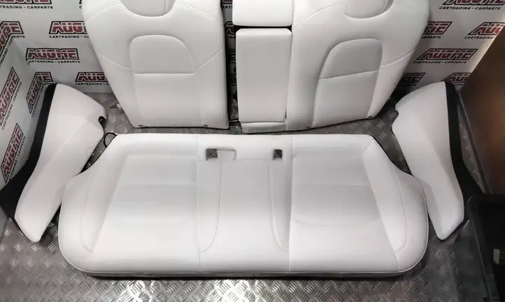 Tesla Model 3 (2017 - 2023) Комплект салона — фото 47