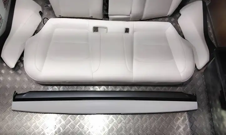 Tesla Model 3 (2017 - 2023) Комплект салона — фото 55