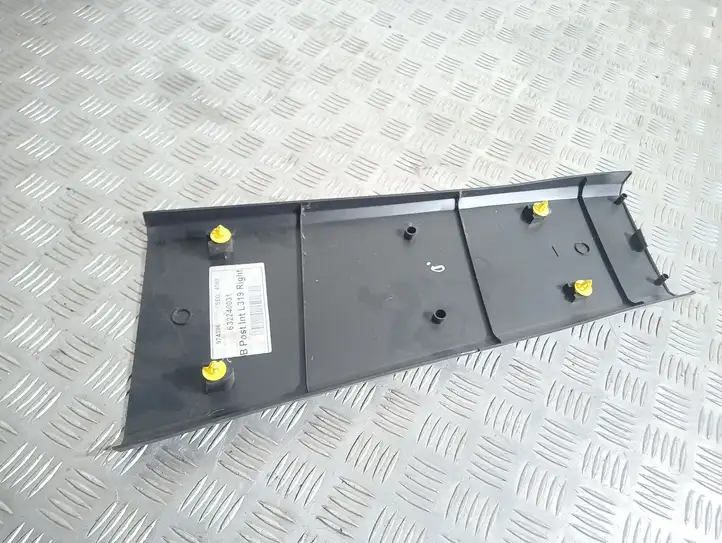 Land Rover Discovery 3 - LR3 (2004 - 2009) EMG500280 Нижняя обшивка стойки B — фото 2