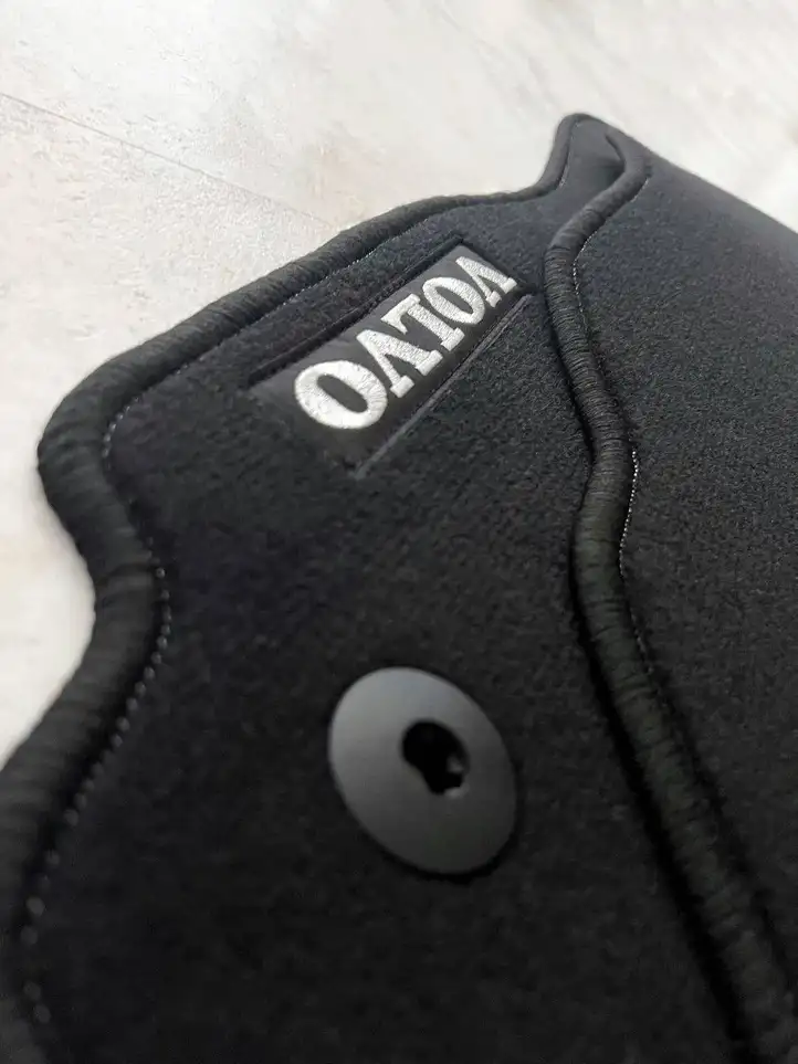 Volvo XC70 (2007 - 2013)   Комплект автомобильного коврика