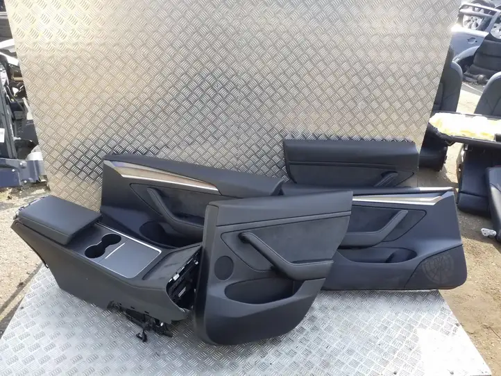 Tesla Model 3 (2017 - 2023) Комплект салона — фото 8
