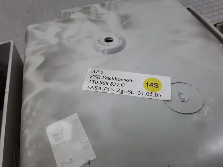 Volkswagen Touran I (2003 - 2010)  1T0868837C Потолочный ящик для вещей