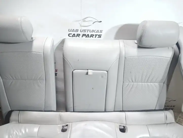 Jaguar XF X250 (2007 - 2015) Заднее сиденье — фото 4