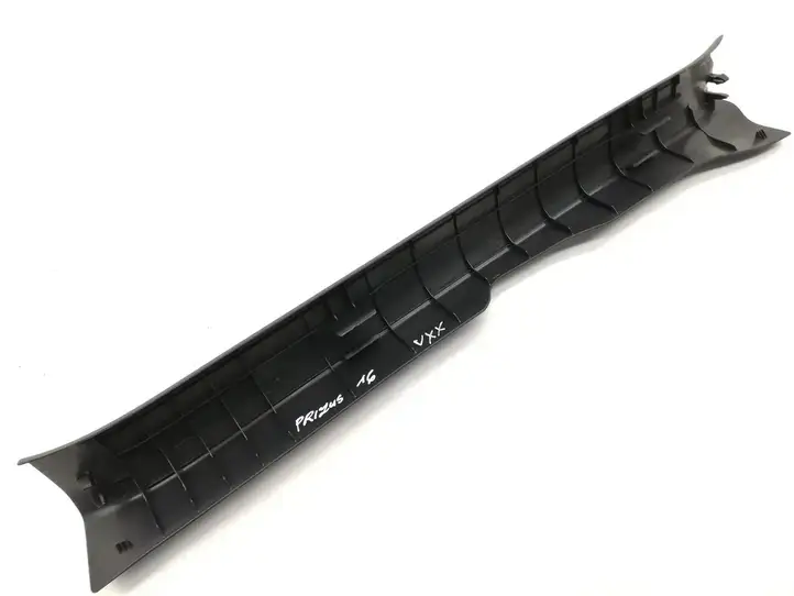 Toyota Prius (XW30) (2009 - 2015) 6791447070 Верхняя обшивка стойки B — фото 2