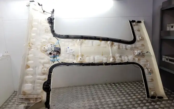 Tesla Model X (2015 - 2021) 103585603E Потолочная обшивка — фото 10