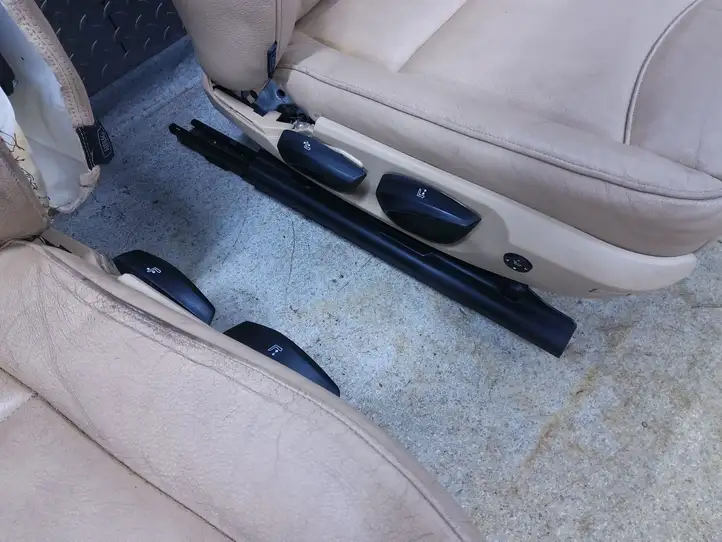 BMW 3 E90 E91 (2005 - 2012) QA1024757 Комплект отделки дверей — фото 4