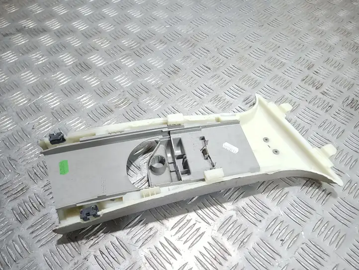 Mercedes-Benz C W204 (2007 - 2014) A2048600130 Верхняя обшивка стойки B — фото 3