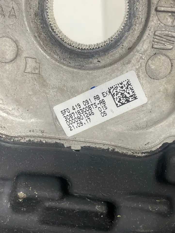 Seat Leon (5F) (2012 - 2019) 5F0419091AB Руль — фото 4