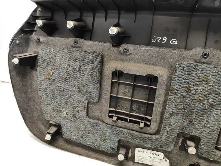 Toyota Avensis T250 (2003 - 2006) 6775905010 Комплект обшивки крышки багажника — фото 3