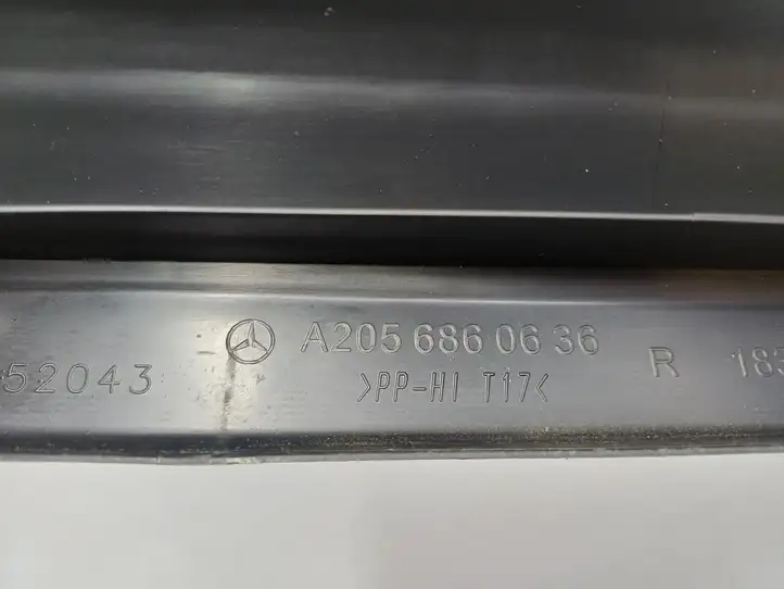 Mercedes-Benz GLC X253/C253 (2015 - ) A2056860636 Внутренняя отделка переднего порога — фото 2