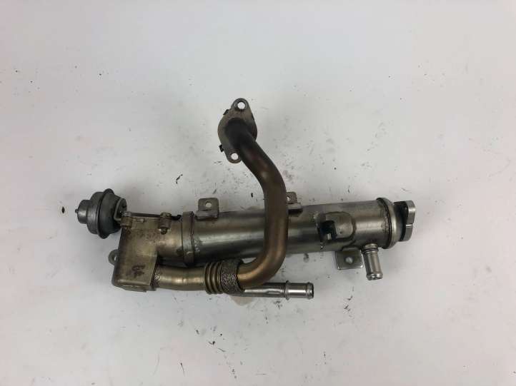 Audi A4 (2007 - 2011)  03L131512AH Охладитель EGR