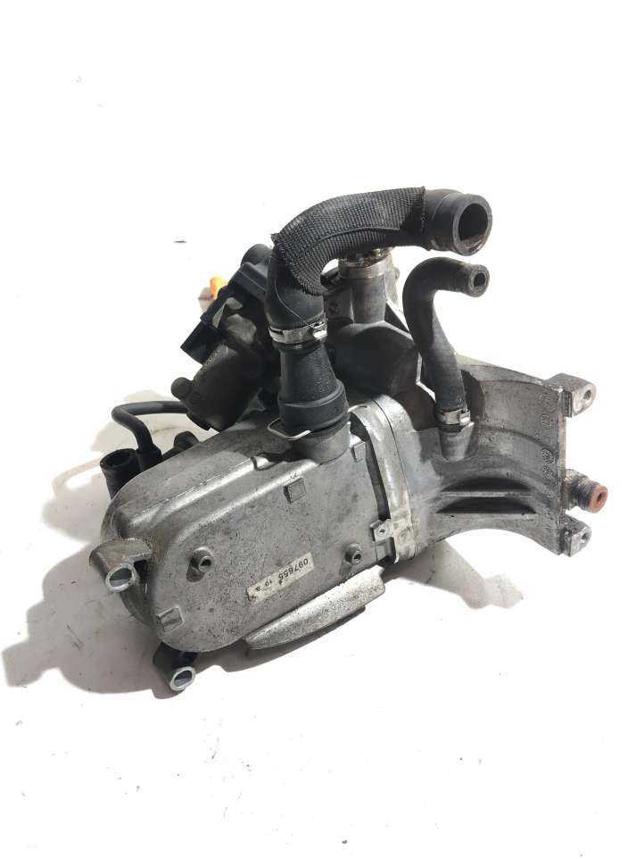 Audi Q5 (2008 - 2012)  059131515R Охладитель EGR