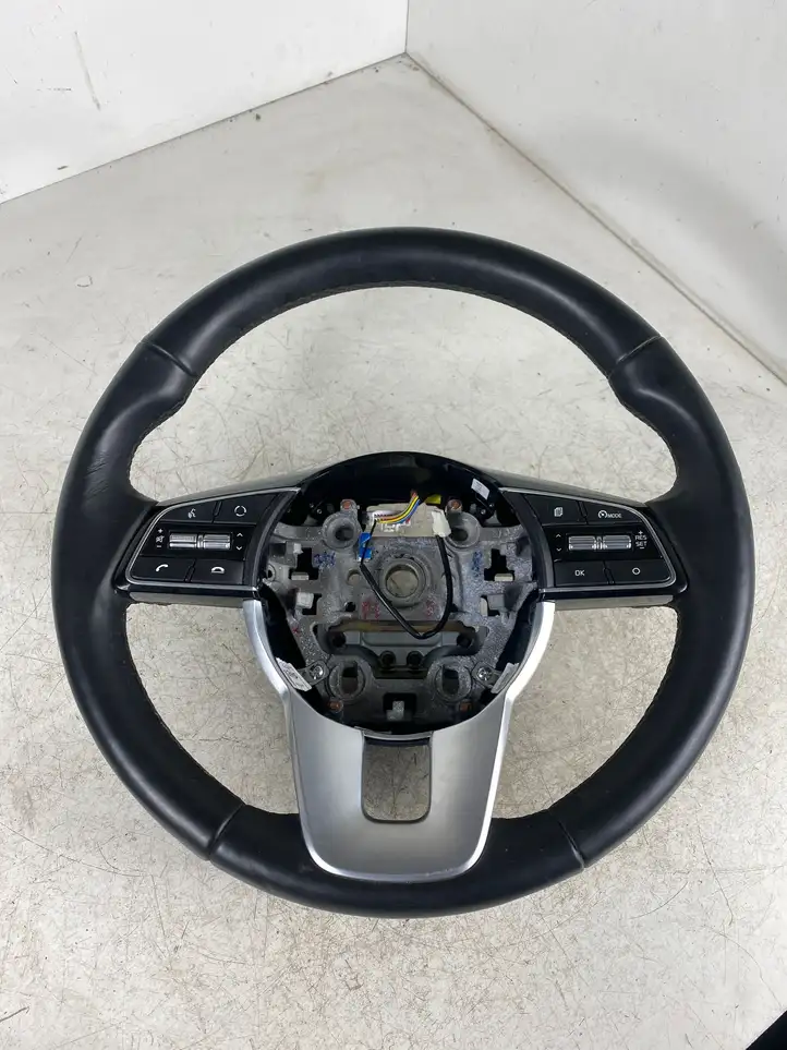 Kia Sportage (2016 - 2018) JHT410 Руль — фото 1